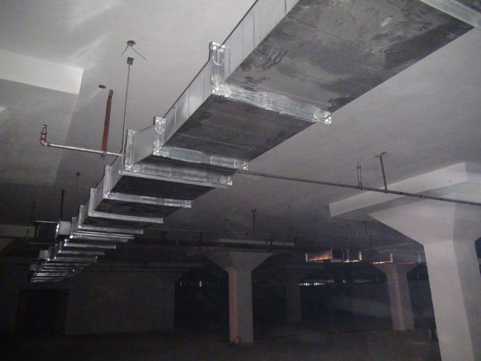 地下停車場通風管道